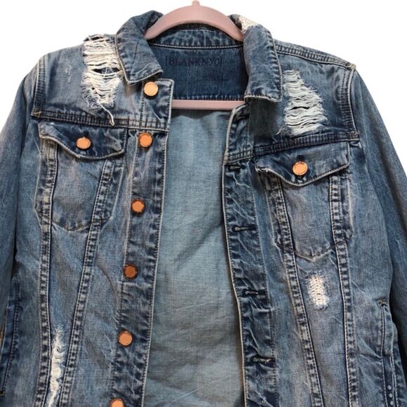 BLANKNYC Jacket Womens Small Blue Distressed Denim Trucker Medium Wash RN 117246 - Picture 2 of 5